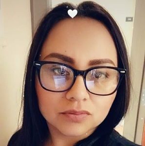 Meet your Posher, Vanessa